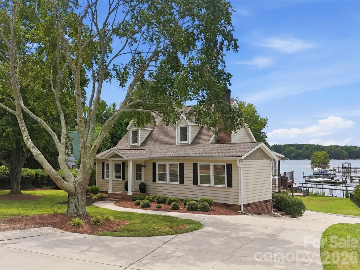 20845 Lagoona Drive, Cornelius, NC 28031 - #1