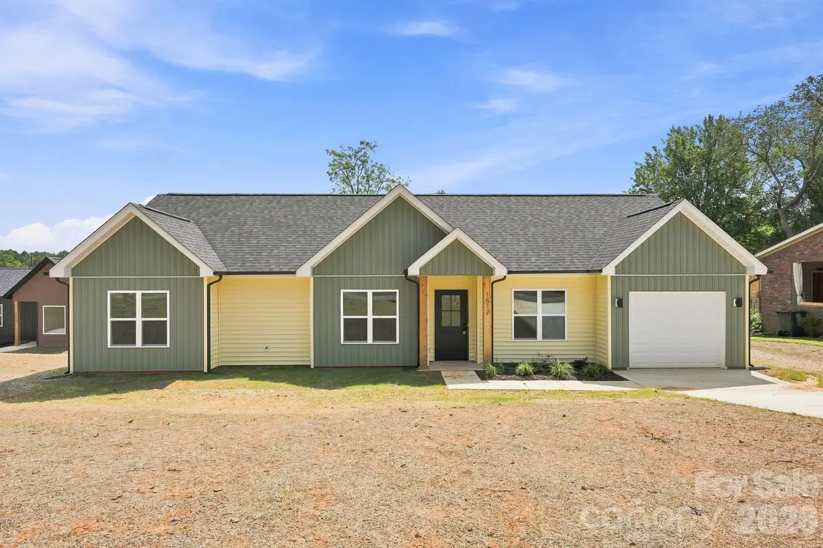1517 Robin Road, Newton, NC 28658 - #1