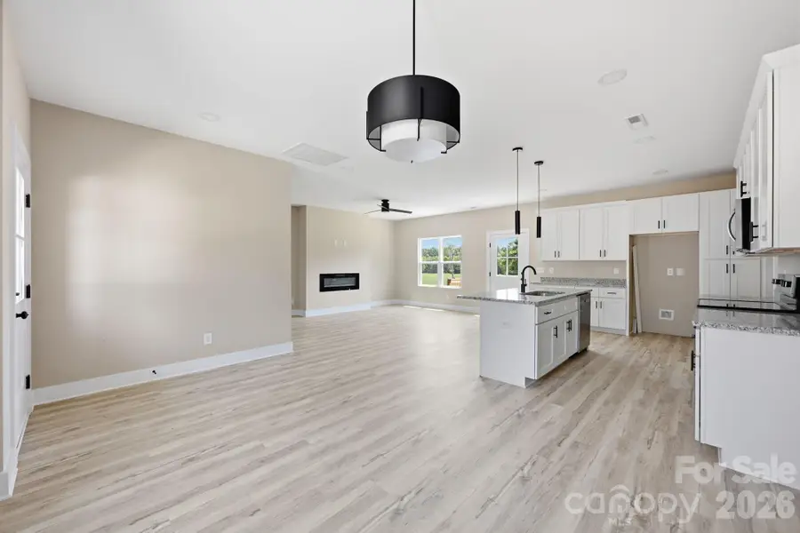 1517 Robin Road, Newton, NC 28658 - #3