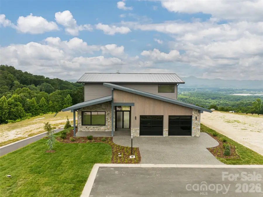 24 S Watchman Drive, Hendersonville, NC 28791 - #2