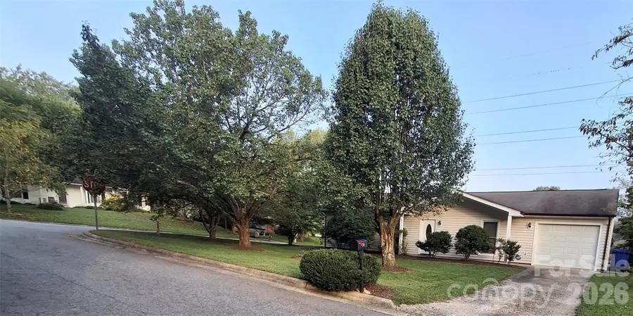 204 Scottlynn Drive, Asheville, NC 28806 - #2