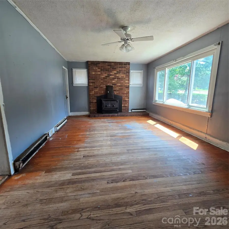 230 W Presnell Street, Asheboro, NC 27203 - #3