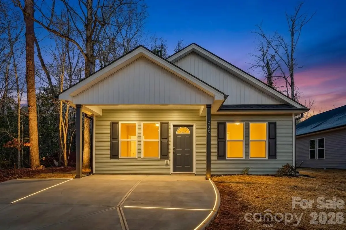 147 W Pine Street, Norwood, NC 28128 - #1