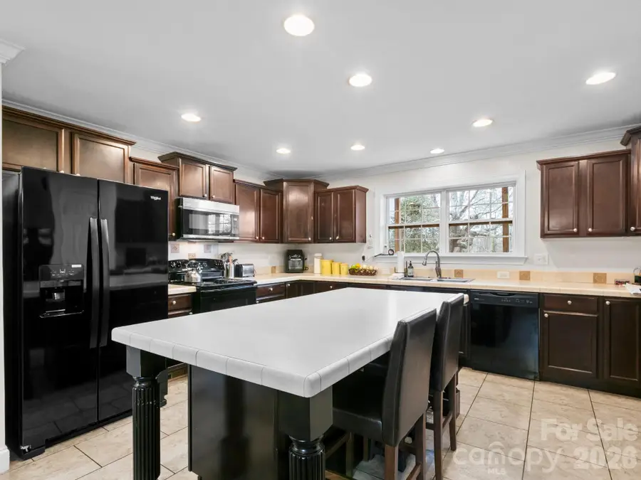 28 Chapel Park Road, Asheville, NC 28803 - #2