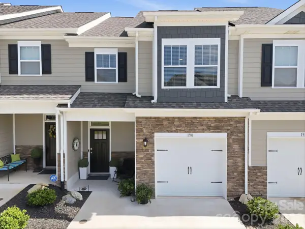 198 Creekview Road, Hendersonville, NC 28792