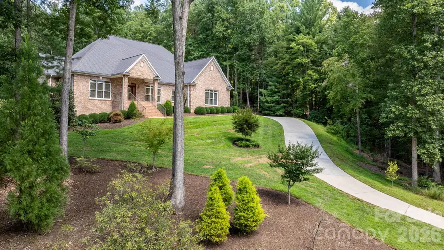 2752 Brittany Drive, Lenoir, NC 28645 - #3