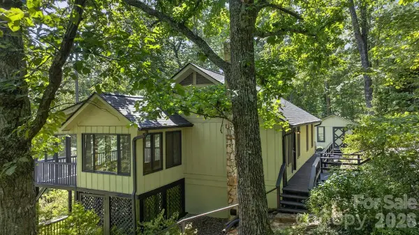 187 Caledonia Road, Landrum, SC 29356