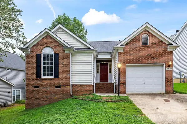 9005 Little Hampton Place, Charlotte, NC 28215