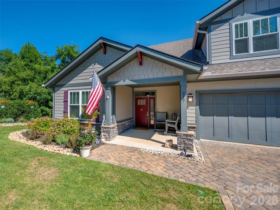 217 Hogans View Circle, Hendersonville, NC 28739 - #3