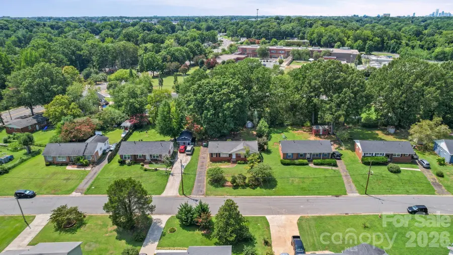3029 Rosehill Drive, Charlotte, NC 28212 - #3