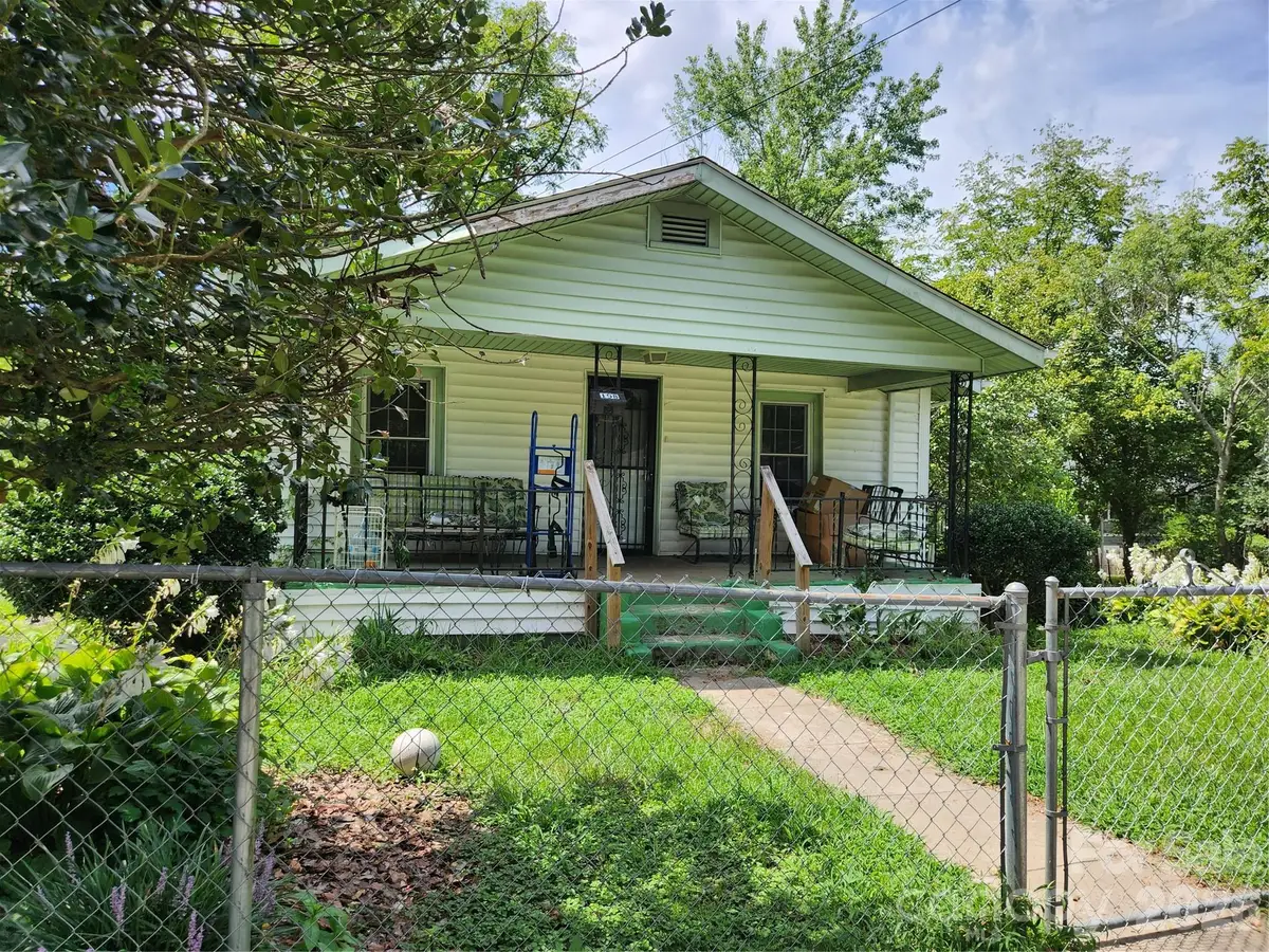 198 Fayetteville Street, Asheville, NC 28806 - #1