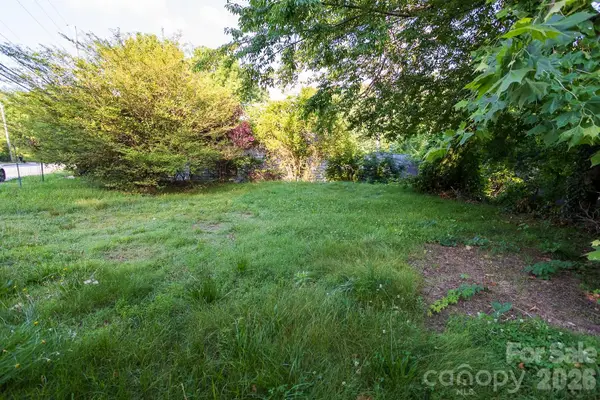 99999 Clingman Avenue, Asheville, NC 28801