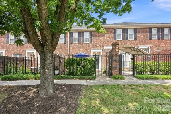 5962 Village Drive Nw, Concord, NC 28027