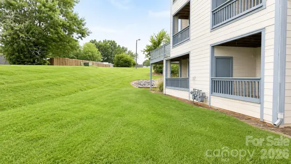 8024 Tremaine Court, Charlotte, NC 28227