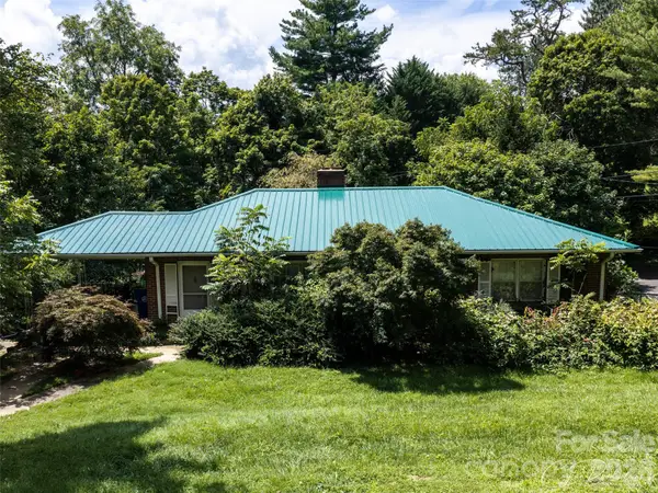 150 Stratford Road, Asheville, NC 28804