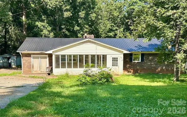 886 Pearidge Road, Bostic, NC 28018