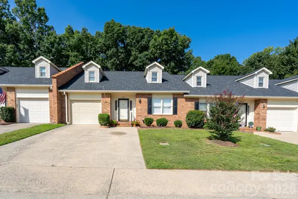 566 Camrose Circle Ne, Concord, NC 28025