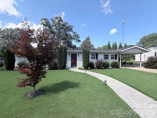 449 Virginia Avenue, Statesville, NC 28677