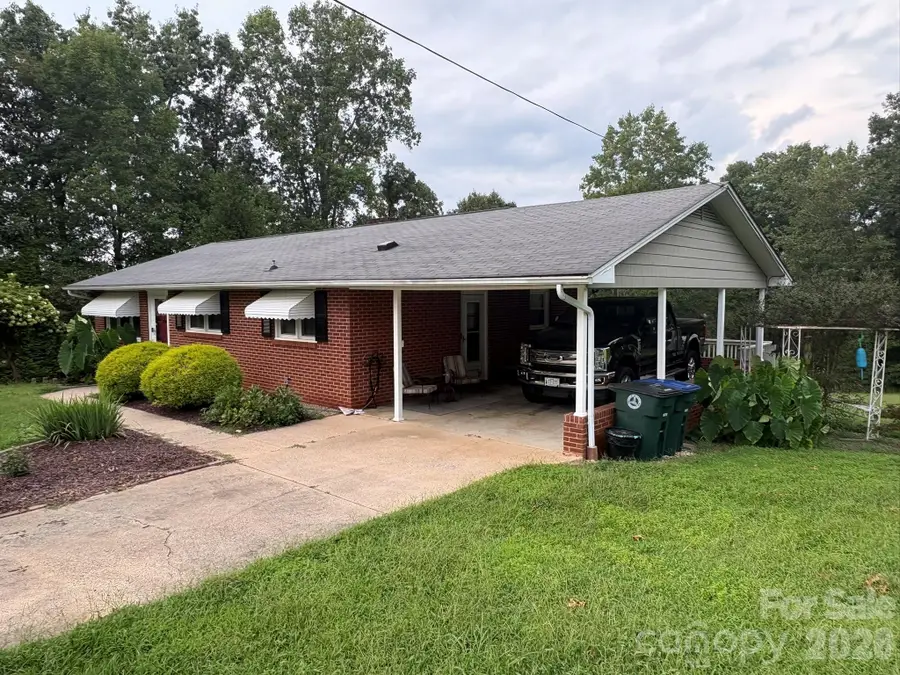 730 Harris Avenue Nw, Valdese, NC 28690 - #2