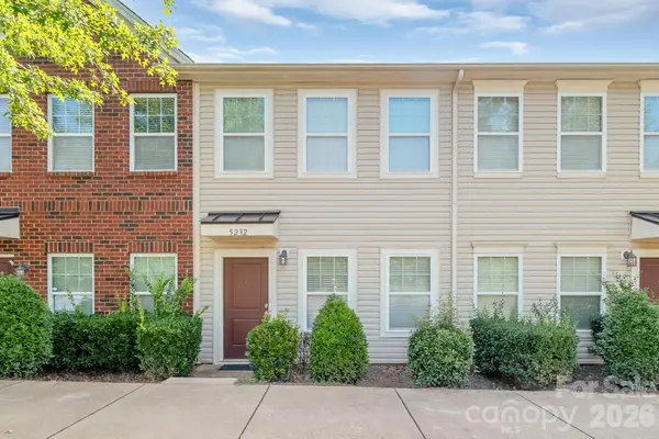 5232 Prosperity Church Road, Charlotte, NC 28269