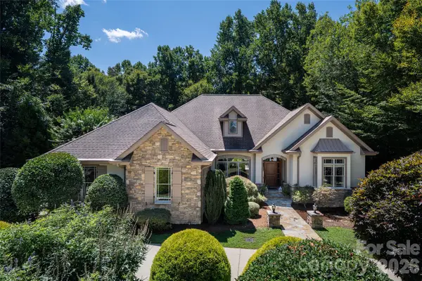 170 Cape Martin Circle, Hendersonville, NC 28791