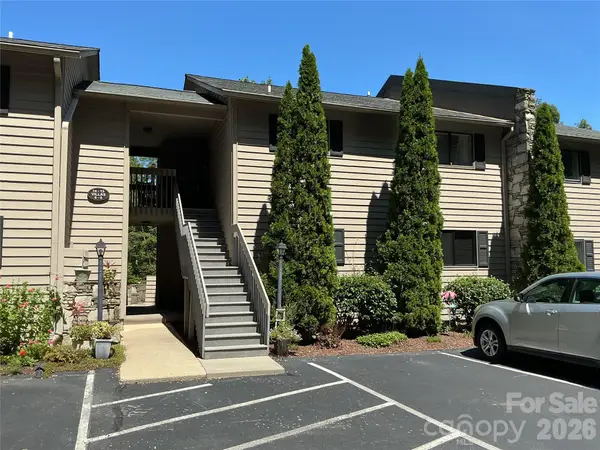 47 Lake Drive #K 5, Laurel Park, NC 28739