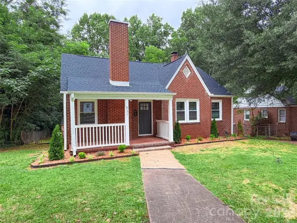 531 E Front Street, Statesville, NC 28677