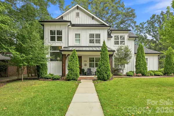 3135 E Ford Road, Charlotte, NC 28205