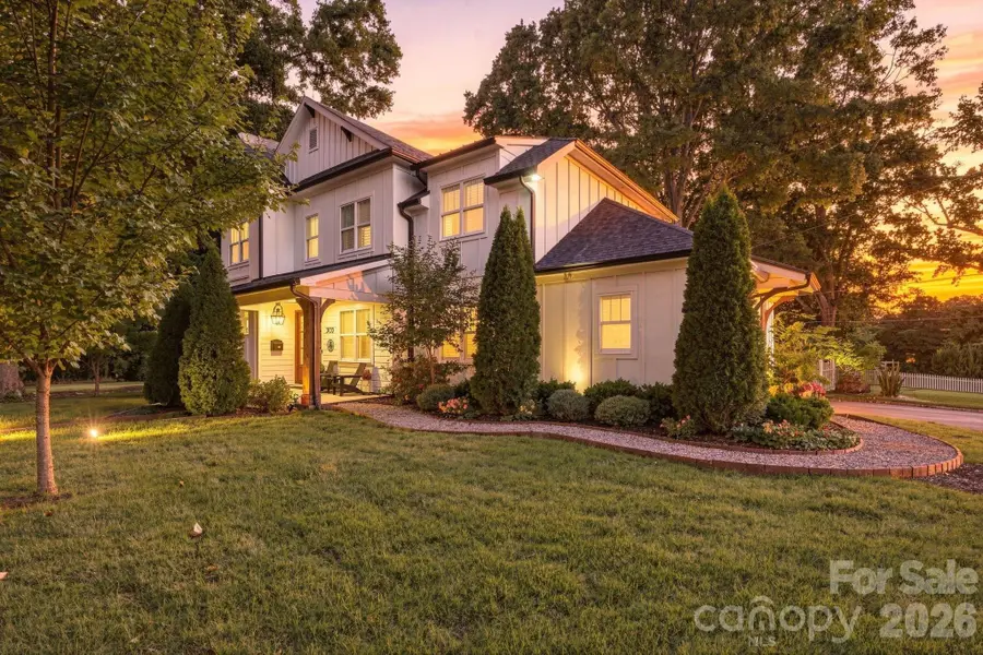 3135 E Ford Road, Charlotte, NC 28205 - #2