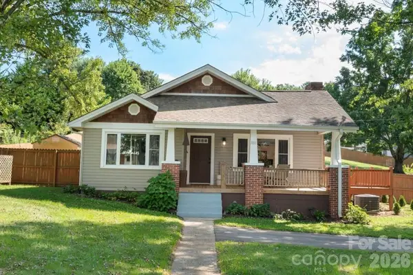 780 Jupiter Road, Weaverville, NC 28787