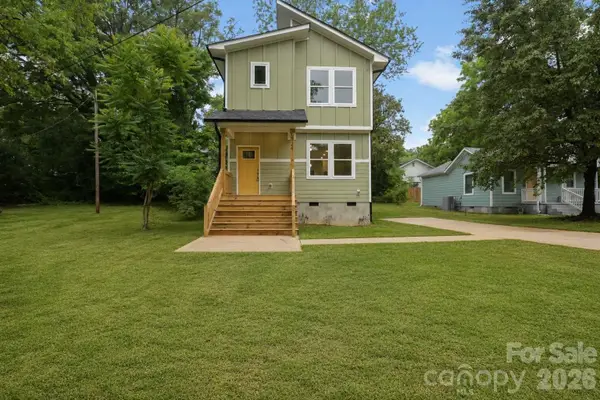 1324 Old Charlotte Road, Statesville, NC 28677