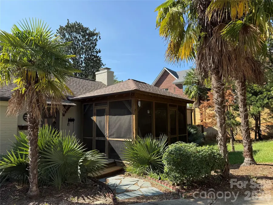 2218 Norcross Place, Charlotte, NC 28205 - #2