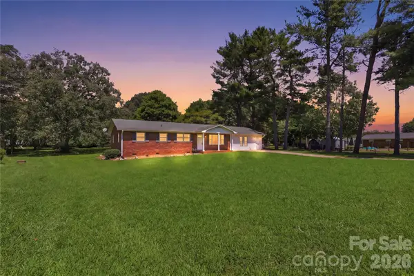 2819 Randolph Road, Statesville, NC 28625