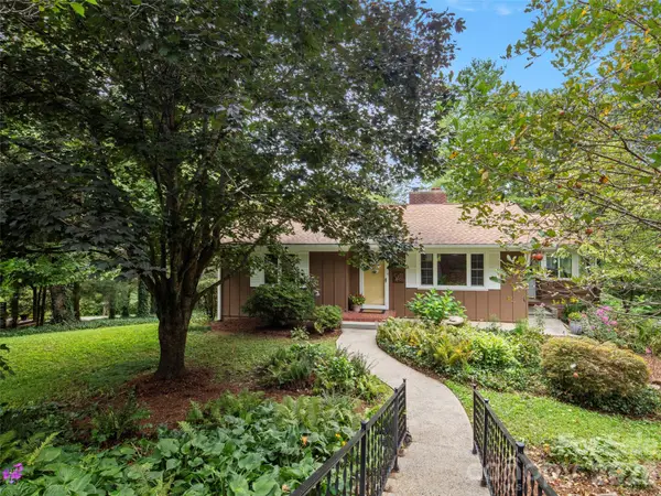 209 White Pine Drive, Asheville, NC 28805