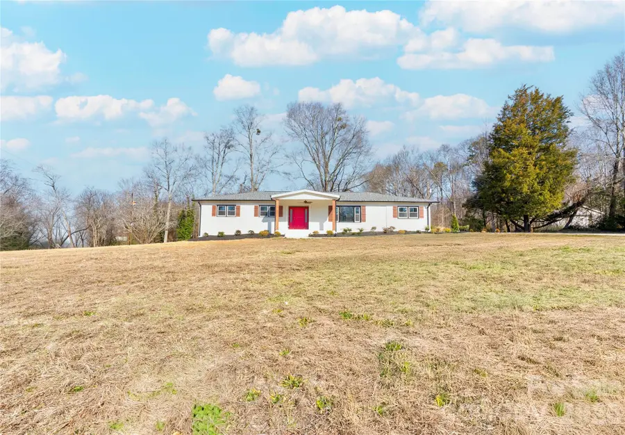 226 Hardin Circle, Grover, NC 28073 - #2