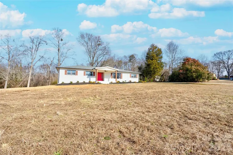 226 Hardin Circle, Grover, NC 28073 - #3