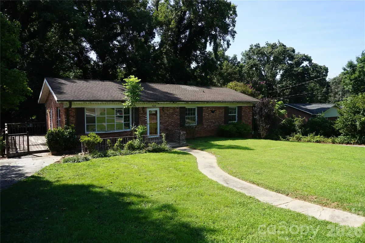 5214 Northview Drive, Hickory, NC 28601 - #1