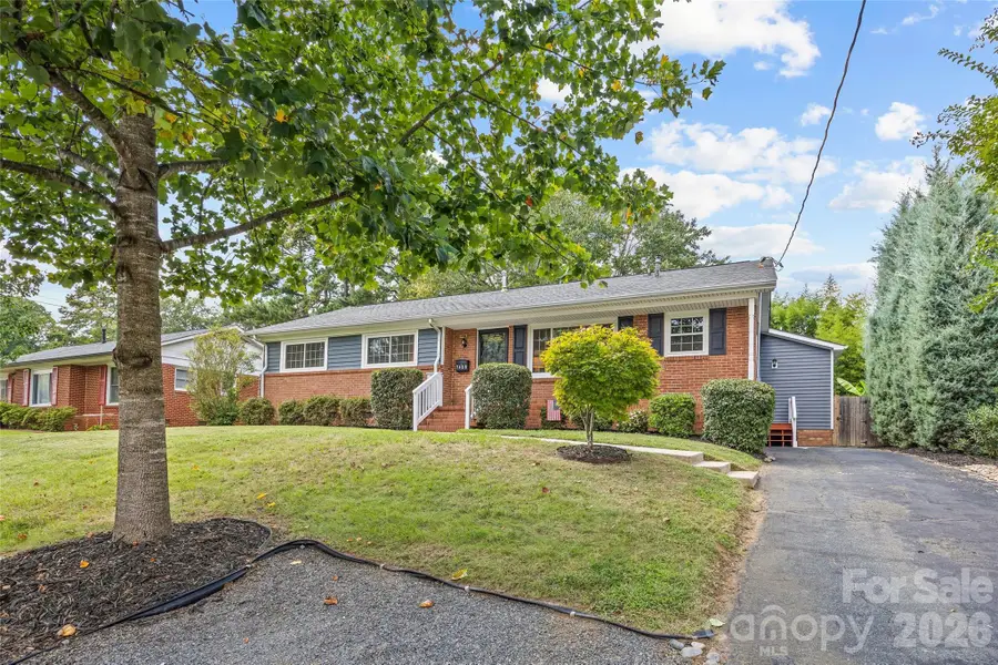 7400 Thorncliff Drive, Charlotte, NC 28210 - #3
