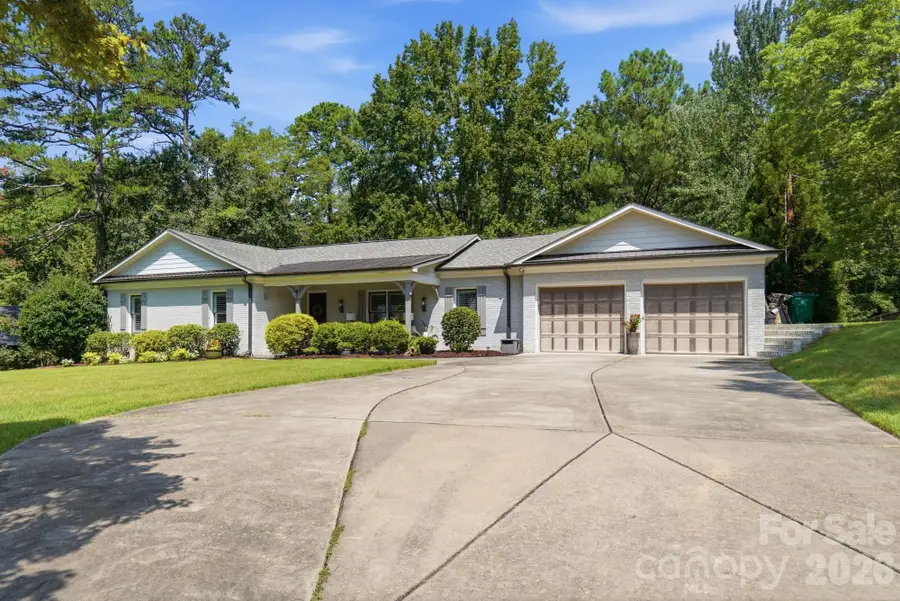 800 Jefferson Drive, Charlotte, NC 28270 - #2
