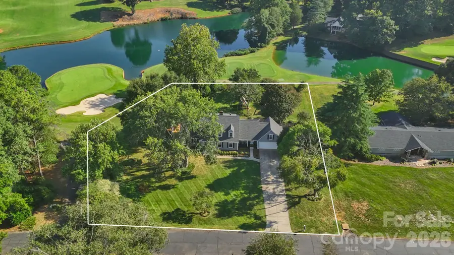 2593 Birdie Lane Ne, Conover, NC 28613 - #2