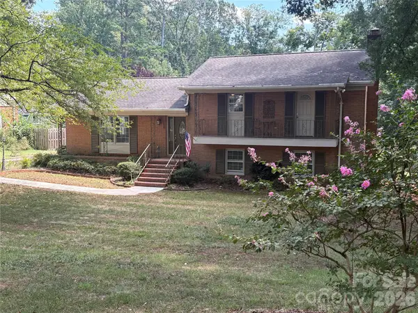 1215 Brockton Lane, Charlotte, NC 28226
