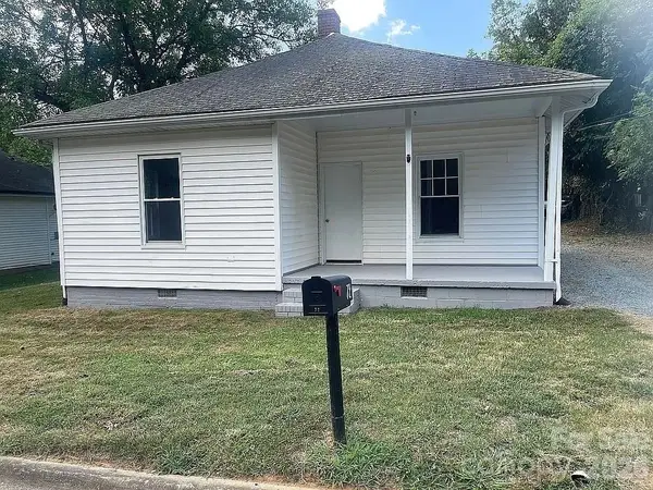 72 Spencer Avenue, Mooresville, NC 28115