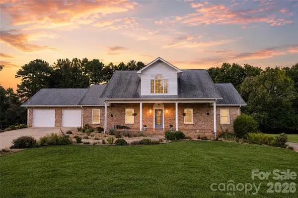 5725 Gunpowder Road, Granite Falls, NC 28630