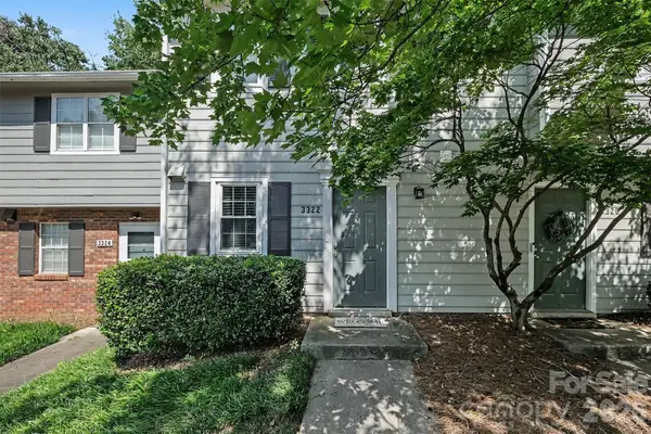 3322 Heathstead Place, Charlotte, NC 28210