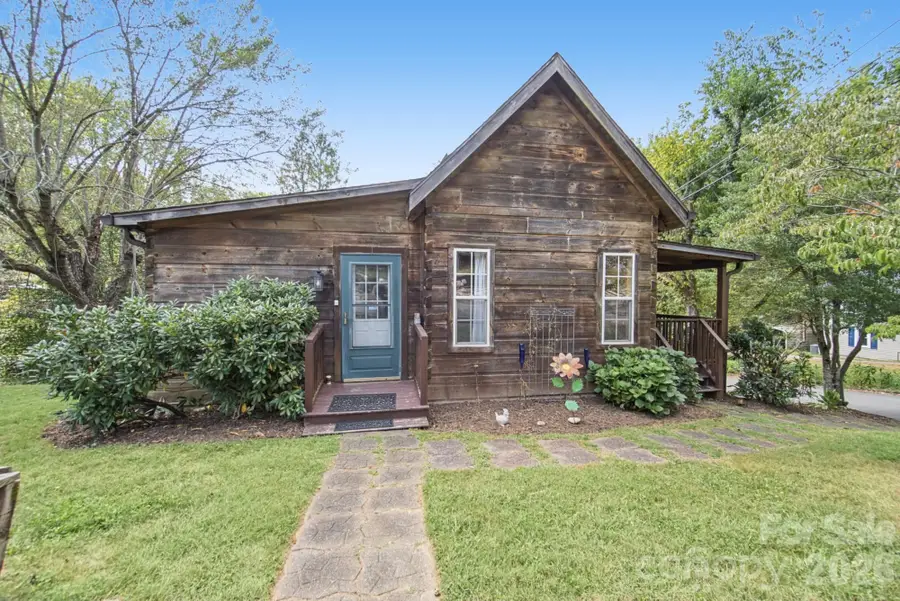 1 Locust Avenue, Asheville, NC 28804 - #2