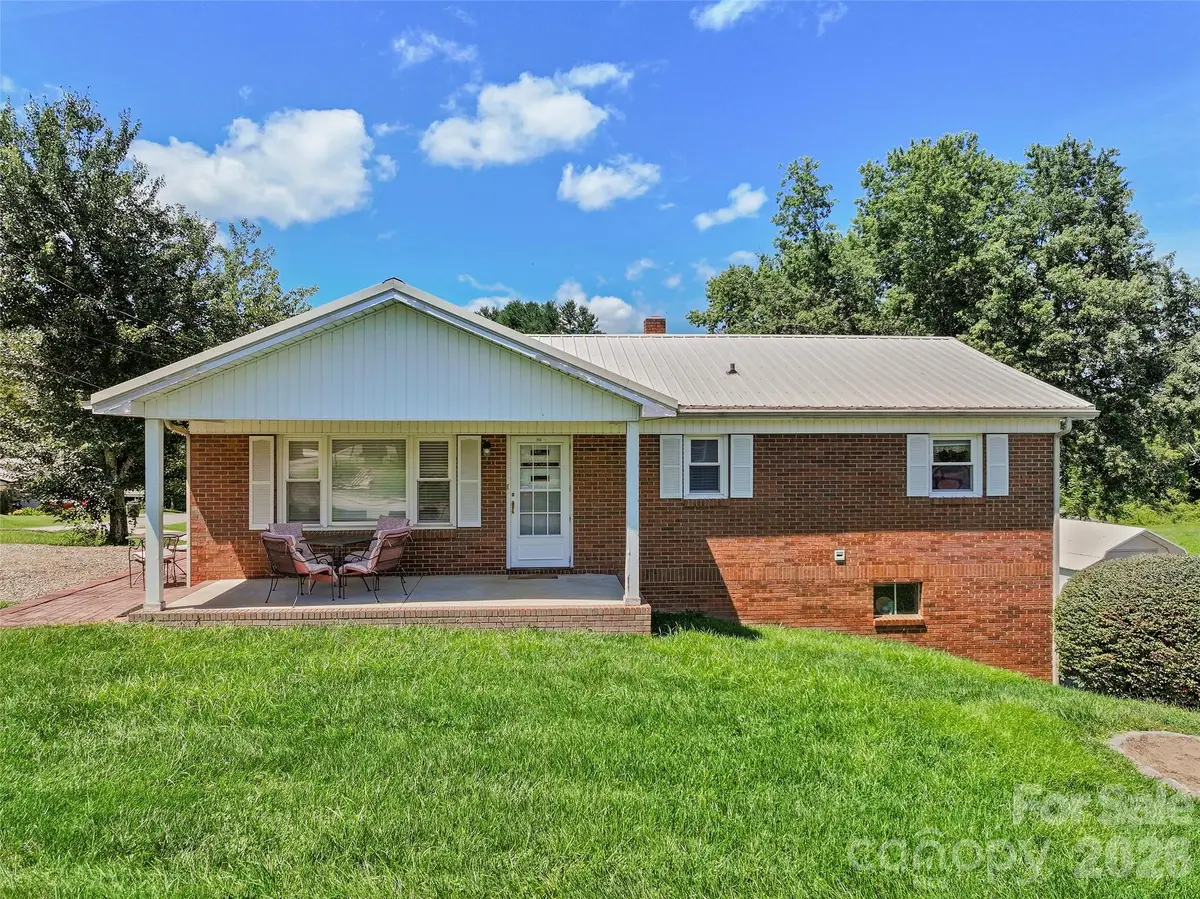 354 Oakdale Road, Waynesville, NC 28786 - #1