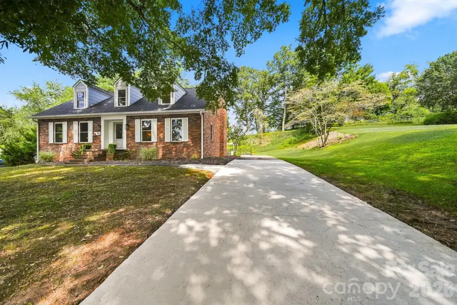 703 Wilmore Street Ne, Lenoir, NC 28645 - #2