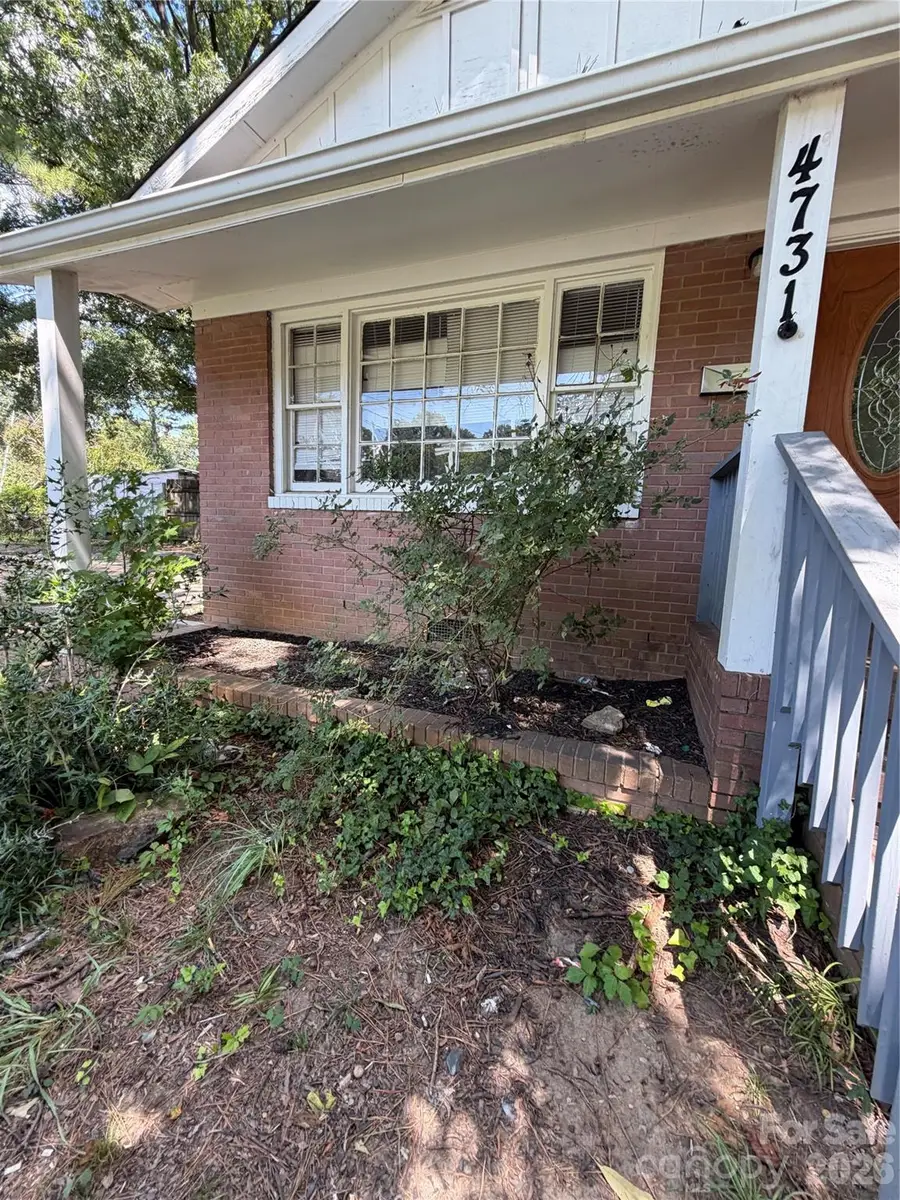 4731 Hidden Valley Road, Charlotte, NC 28213 - #2