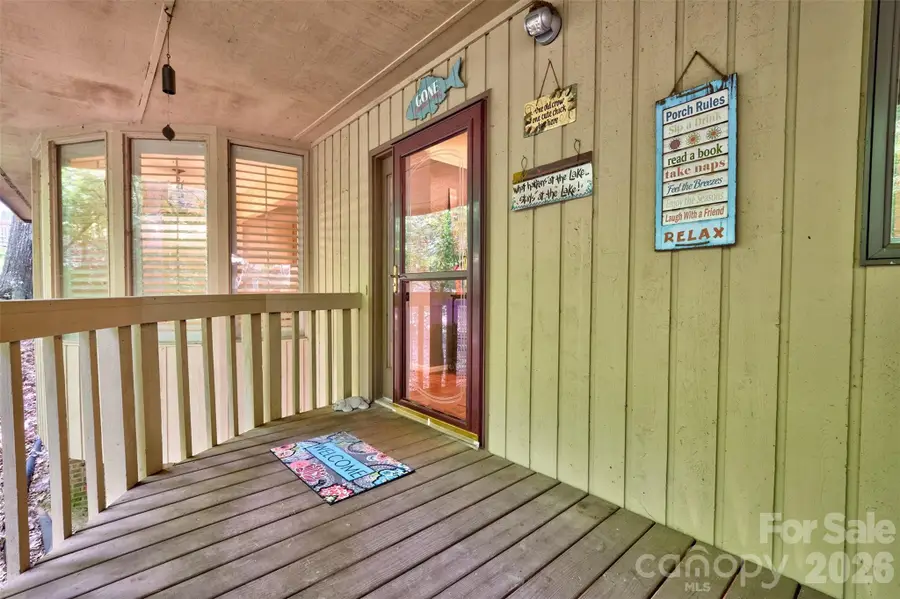 9 Cove Road, Lake Wylie, SC 29710 - #3