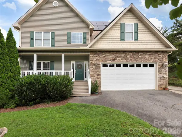 4 Lancaster Lane, Weaverville, NC 28787